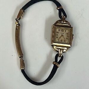Antique Art Deco Ladies Elgin Wind Up Watch Time Piece 10k Gold Filled.